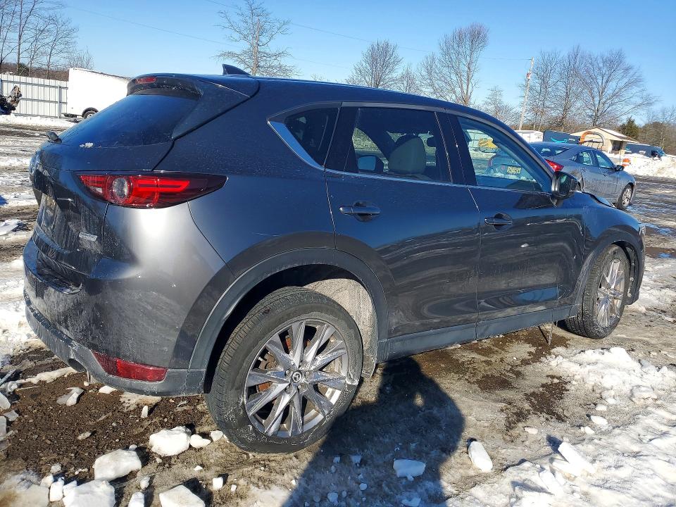 Photo 3 from auction – 2019 MAZDA CX-5 GRAND with VIN JM3KFBDM1K0683448