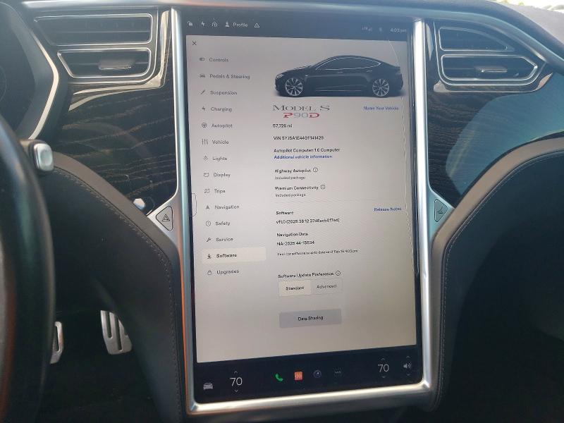 Photo 9 from auction – 2016 TESLA MODEL S with VIN 5YJSA1E44GF141429