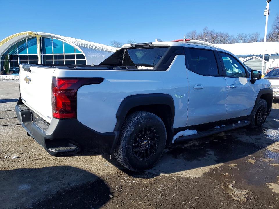 Photo 3 from auction – 2024 CHEVROLET SILVERADO with VIN 1GC10UED8RU203909