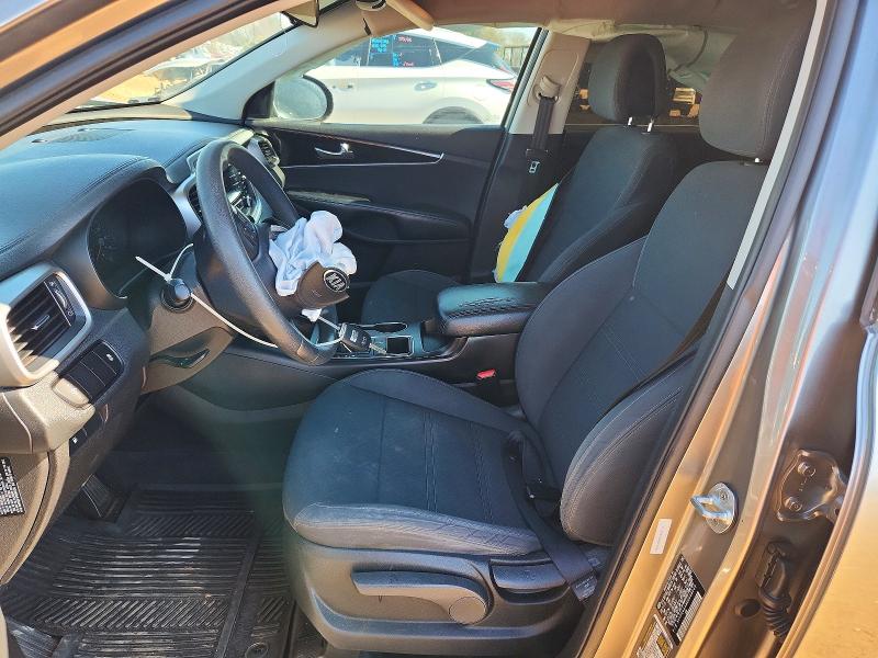 Photo 7 from auction – 2016 KIA SORENTO with VIN 5XYPG4A38GG088049
