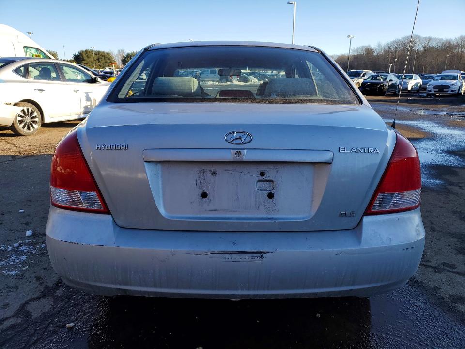 Photo 6 from auction – 2002 HYUNDAI ELANTRA with VIN KMHDN45D12U382245