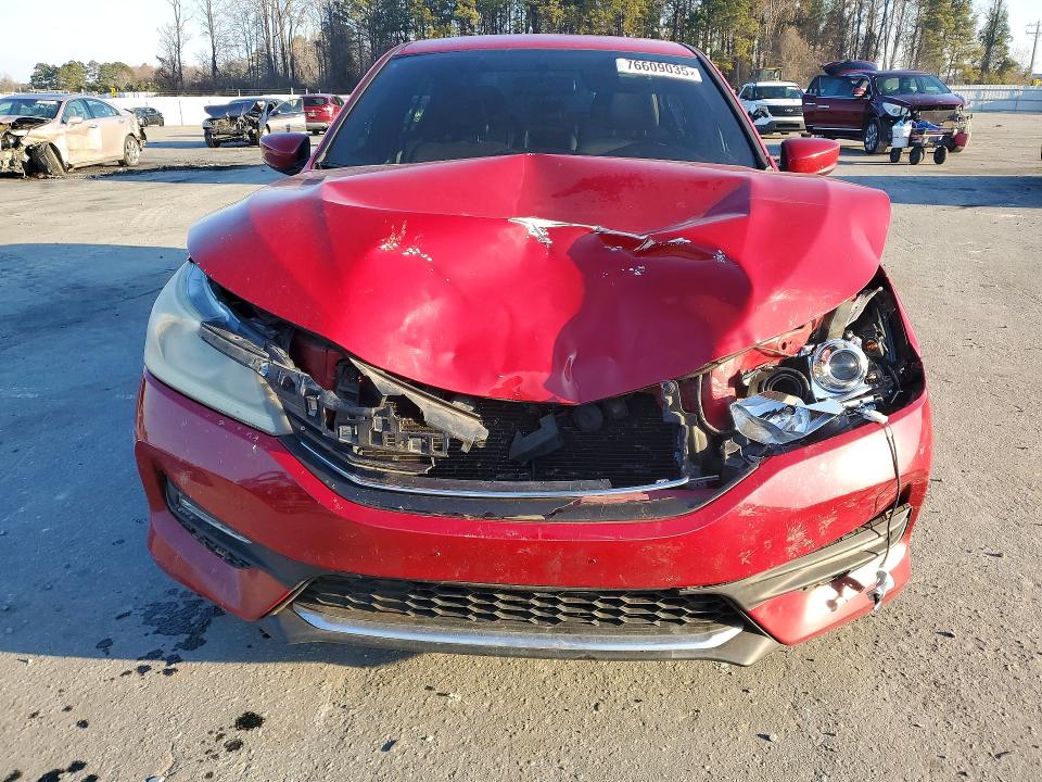 Photo 5 from auction – 2016 HONDA ACCORD with VIN 1HGCR2F59GA035871