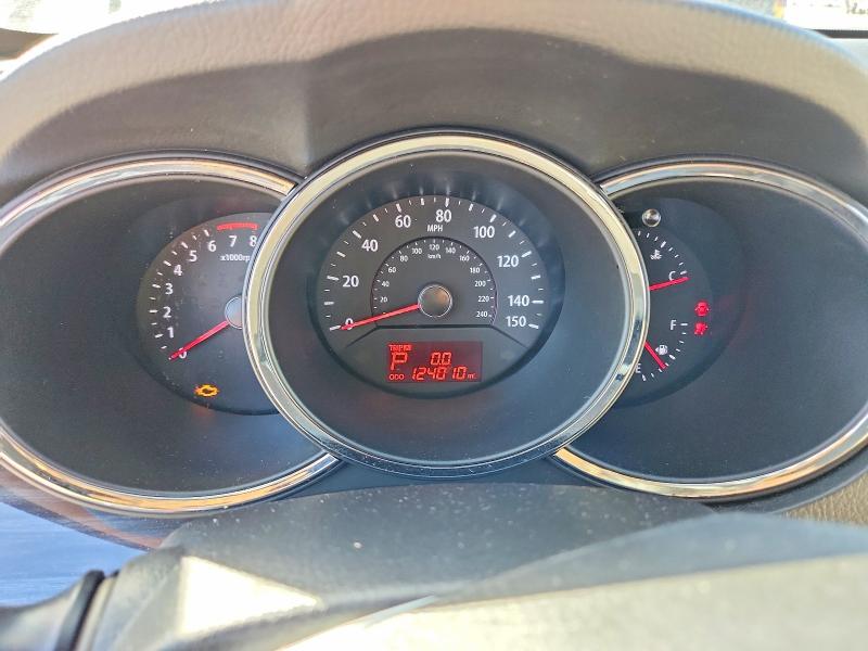 Photo 9 from auction – 2012 KIA SORENTO with VIN 5XYKT3A65CG306453