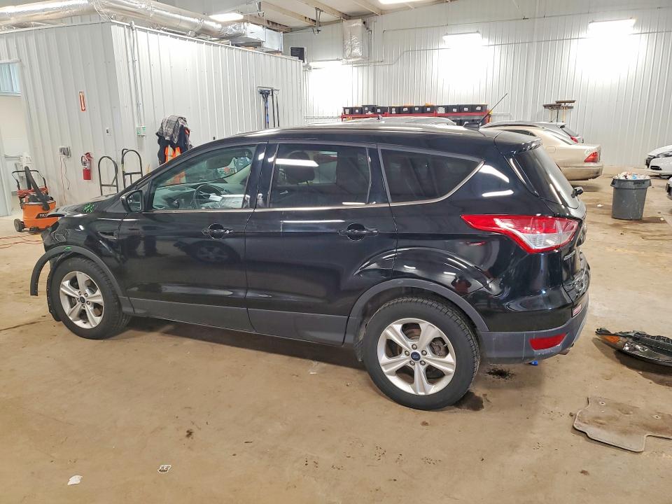 Photo 2 from auction – 2016 FORD ESCAPE with VIN 1FMCU9GX5GUA39383