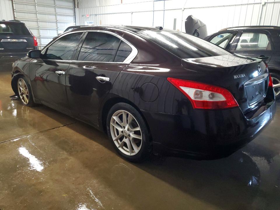 Photo 2 from auction – 2011 NISSAN MAXIMA with VIN 1N4AA5AP2BC820095