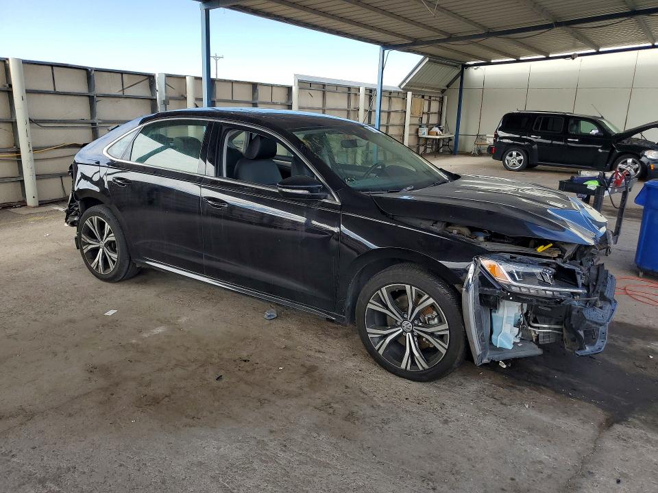 Photo 4 from auction – 2022 VOLKSWAGEN PASSAT SE with VIN 1VWSA7A36NC009263