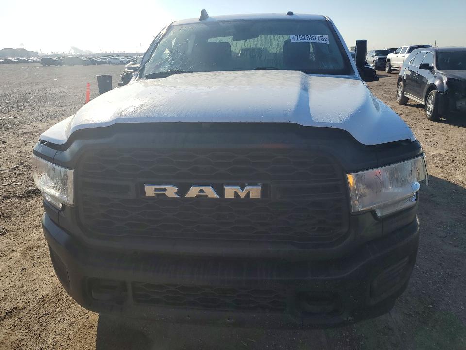 Photo 5 from auction – 2019 RAM 2500 with VIN 3C6UR5CL7KG576894