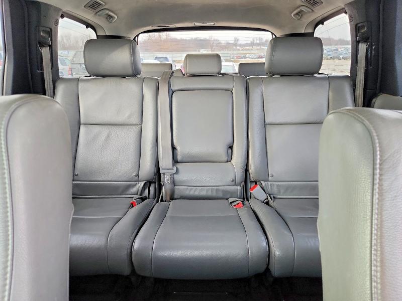 Photo 10 from auction – 2011 TOYOTA SEQUOIA with VIN 5TDJY5G15BS046402