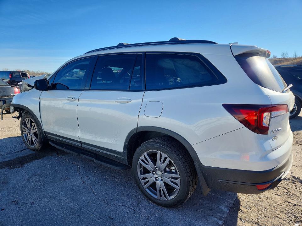 Photo 2 from auction – 2022 HONDA PILOT SPOR with VIN 5FNYF6H38NB018015