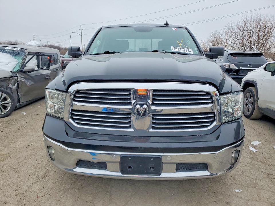 Photo 5 from auction – 2017 RAM 1500 with VIN 3C6RR7LT7HG594922