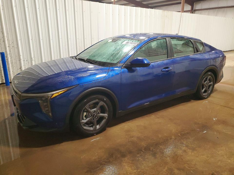 KIA K4 2025 with VIN 3KPFT4DE5SE101172 - Photo from auction