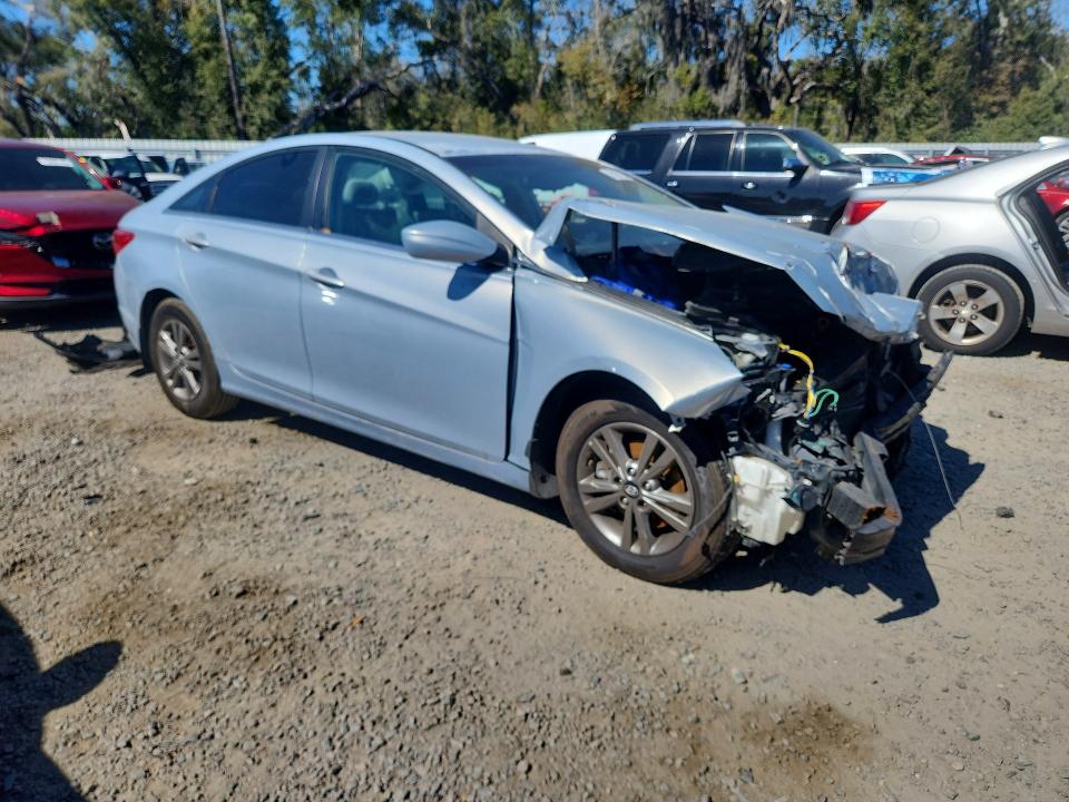Photo 4 from auction – 2013 HYUNDAI SONATA with VIN 5NPEB4AC6DH548710