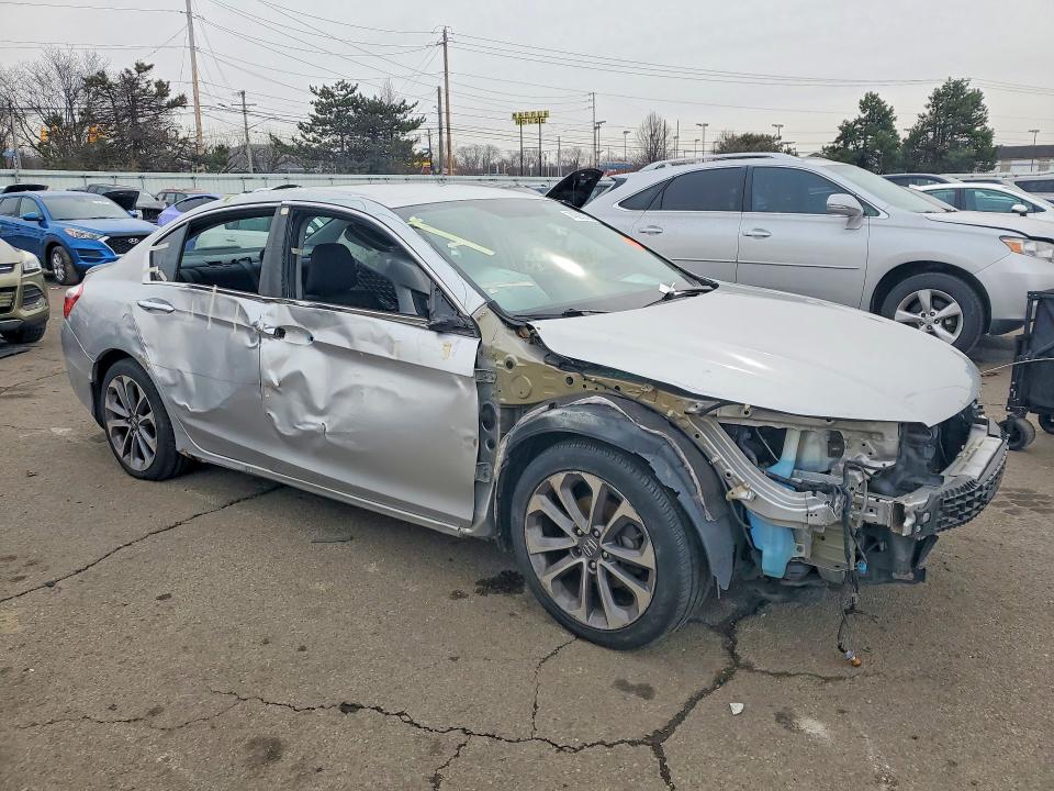 Photo 4 from auction – 2014 HONDA ACCORD SPO with VIN 1HGCR2F59EA245514