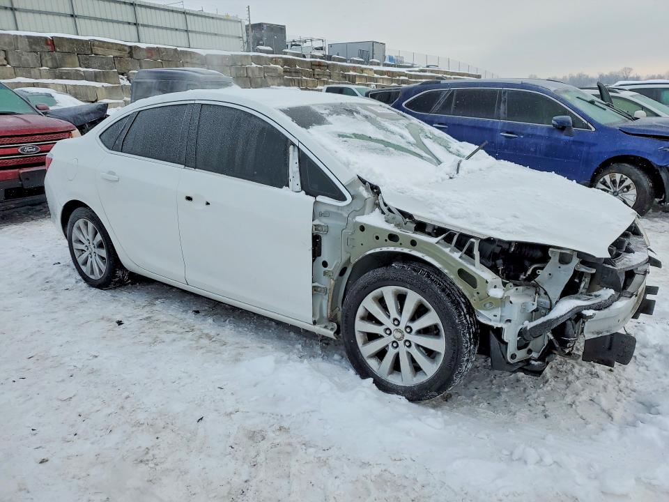 Foto 4 de la subasta – 2016 BUICK VERANO con VIN 1G4PP5SKXG4113748