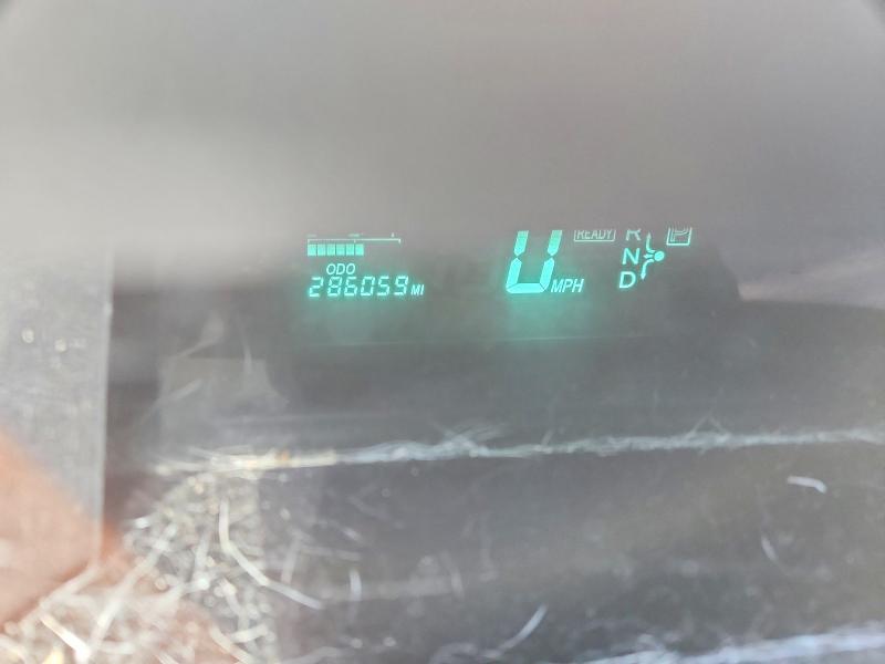 Photo 9 from auction – 2005 TOYOTA PRIUS with VIN JTDKB20U953040861