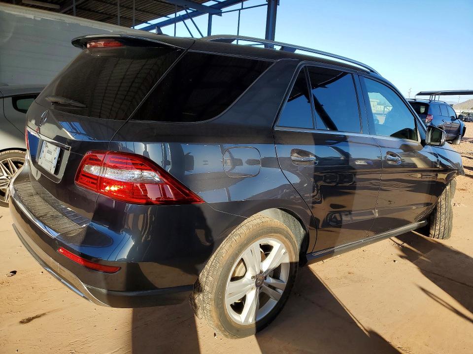 Photo 3 from auction – 2015 MERCEDES-BENZ ML 350 with VIN 4JGDA5JB4FA451216