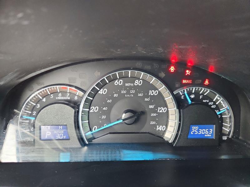 Foto 9 de la subasta – 2012 TOYOTA CAMRY con VIN 4T1BF1FK8CU048358
