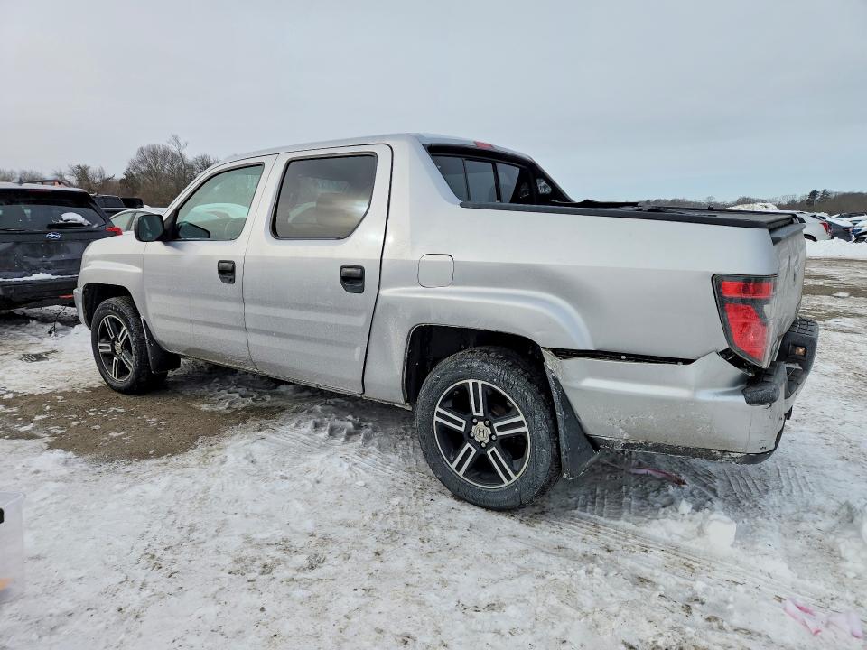 Photo 2 from auction – 2013 HONDA RIDGELINE with VIN 5FPYK1F73DB009605