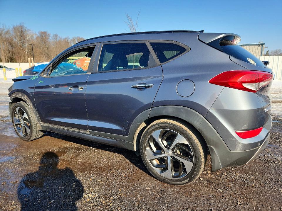 Photo 2 from auction – 2016 HYUNDAI TUCSON with VIN KM8J33A21GU159931