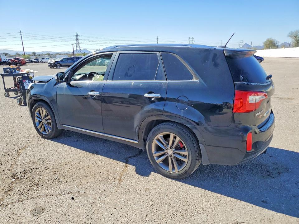Photo 2 from auction – 2015 KIA SORENTO with VIN 5XYKW4A71FG644801