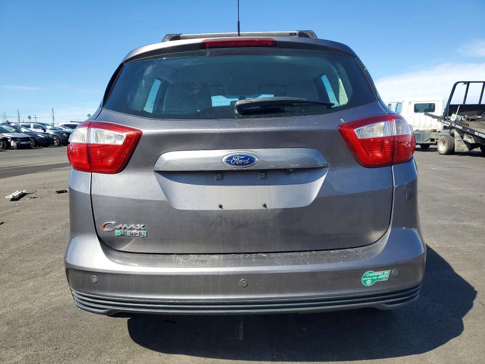Photo 6 from auction – 2014 FORD C-MAX PREM with VIN 1FADP5CU4EL501607