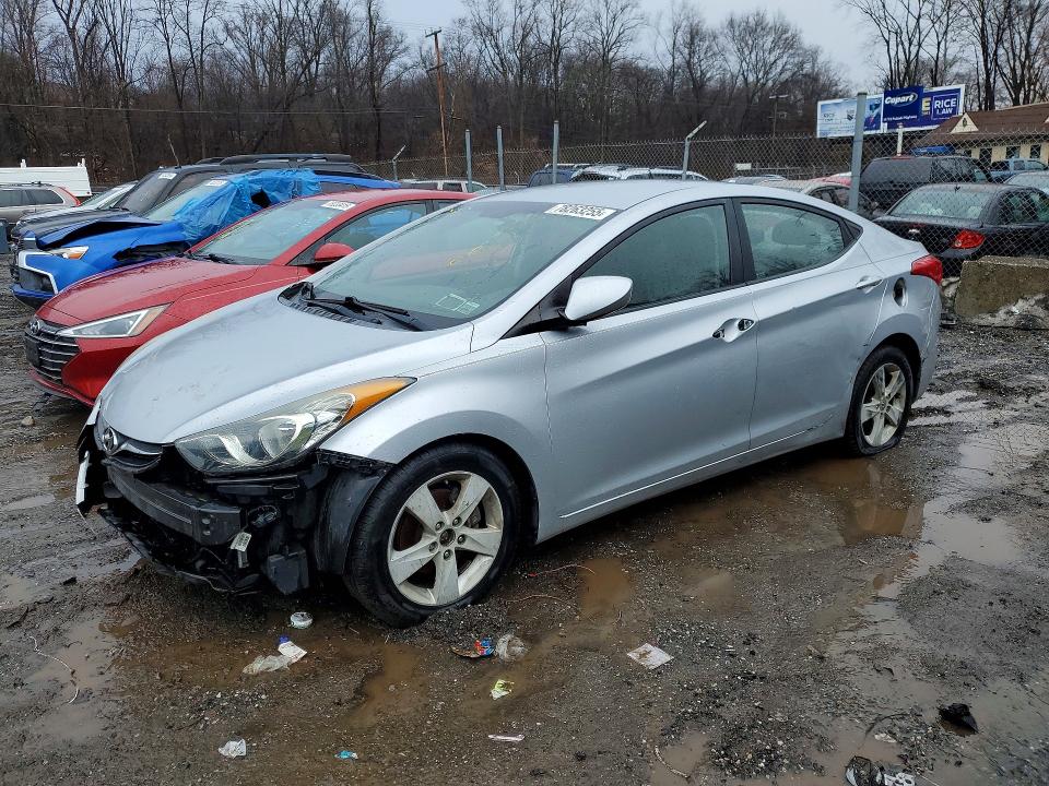 HYUNDAI ELANTRA 2011 with VIN 5NPDH4AE5BH043928 - Photo from auction