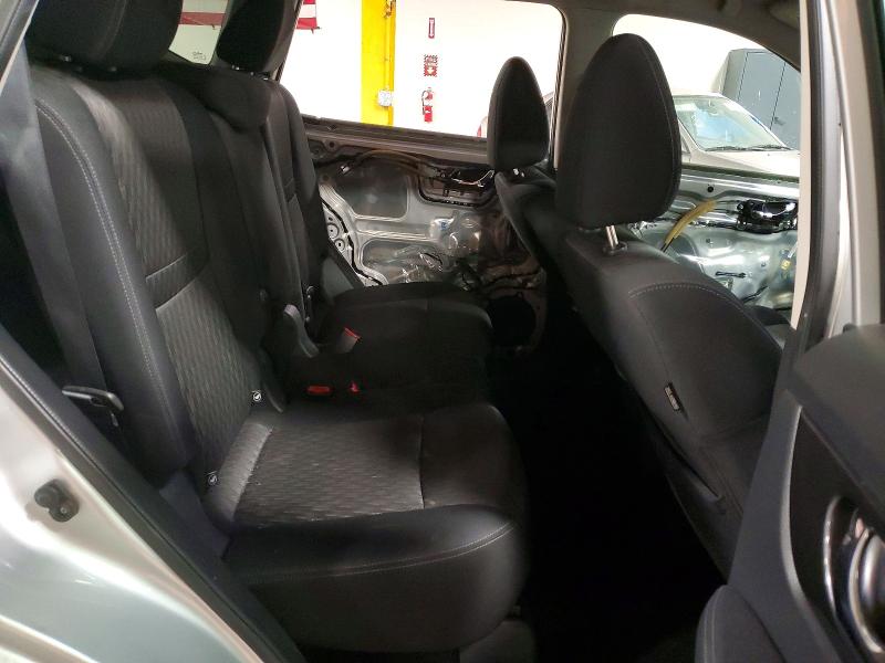 Photo 11 from auction – 2017 NISSAN ROGUE S with VIN KNMAT2MV2HP504792