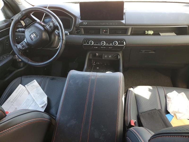 Photo 8 from auction – 2026 HONDA PASSPORT with VIN 5FNYF9H82TB007974