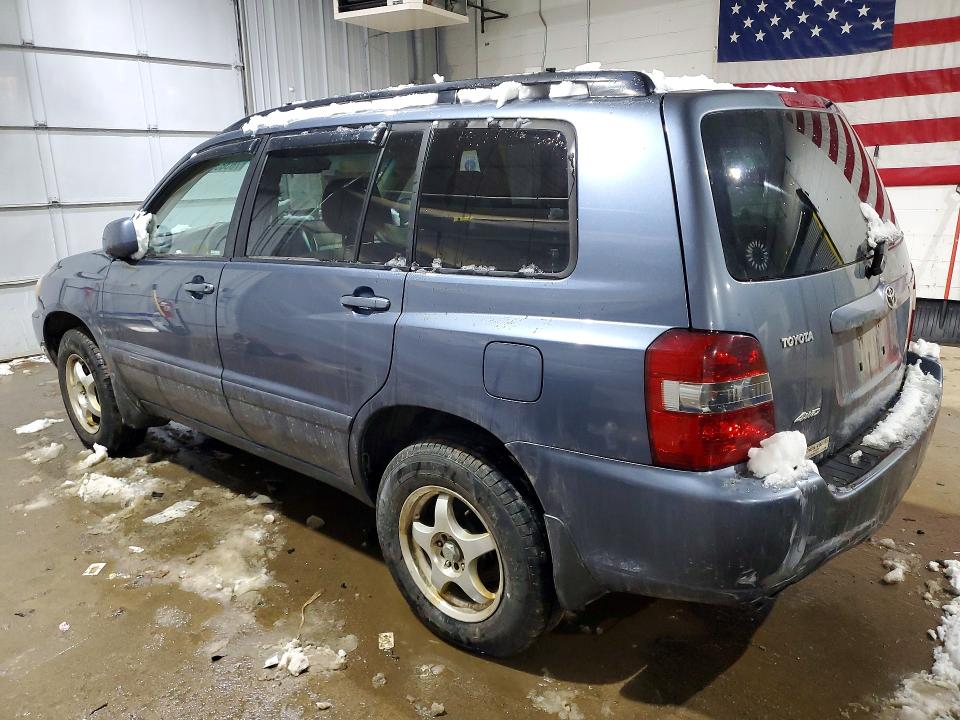 Photo 2 from auction – 2005 TOYOTA HIGHLANDER with VIN JTEHD21A750040010