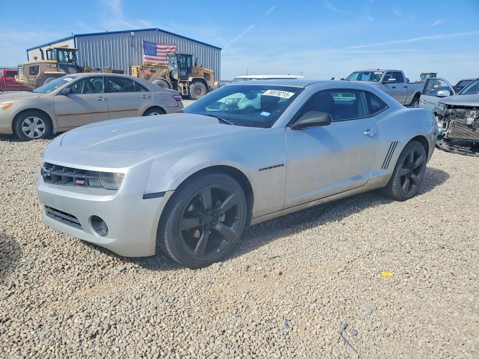 CHEVROLET CAMARO LS 2010 с VIN 2G1FE1EV0A9200527 - Фото с аукциона
