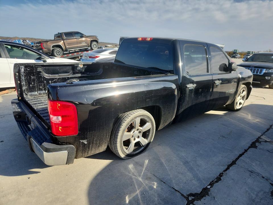 Photo 3 from auction – 2011 CHEVROLET SILVERADO with VIN 3GCPCSEA4BG228603