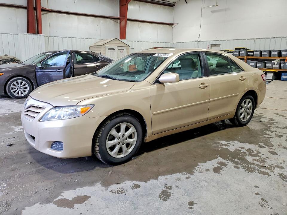 TOYOTA CAMRY BASE 2011 with VIN 4T1BF3EK1BU700569 - Photo from auction
