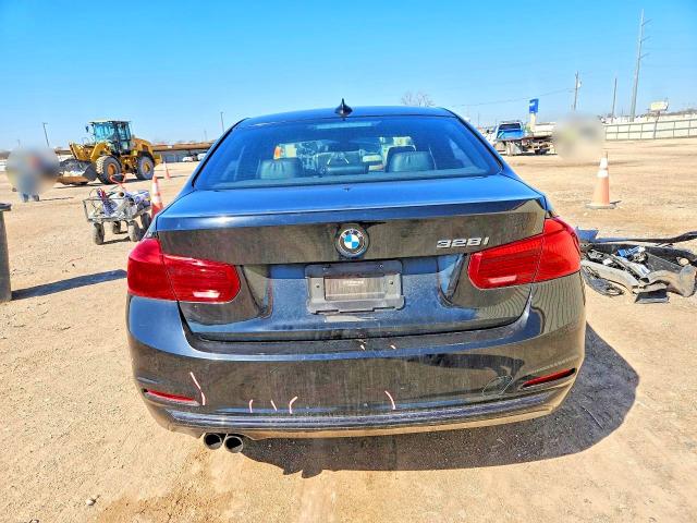 Photo 6 from auction – 2016 BMW 328 with VIN WBA8E9C5XGK645623