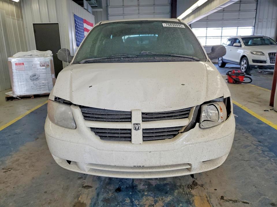 Photo 5 from auction – 2007 DODGE GRAND CARAVAN with VIN 1D4GP24E27B182054