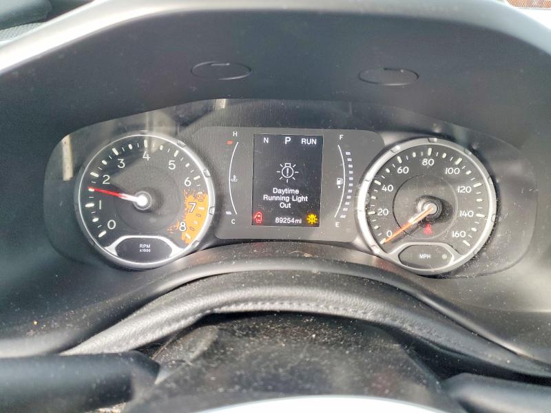 Photo 9 from auction – 2018 JEEP RENEGADE with VIN ZACCJBBB9JPJ13152