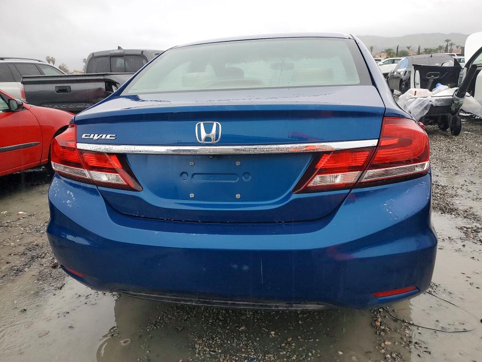 Photo 6 from auction – 2013 HONDA CIVIC with VIN 19XFB2F58DE281707