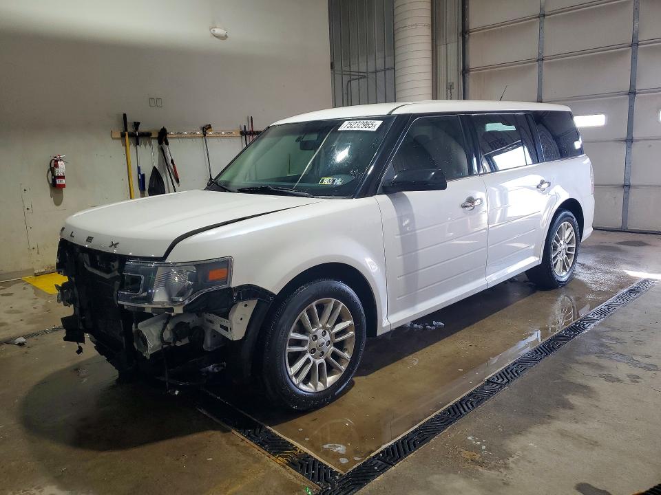 FORD FLEX SEL 2016 with VIN 2FMGK5C82GBA18432 - Photo from auction