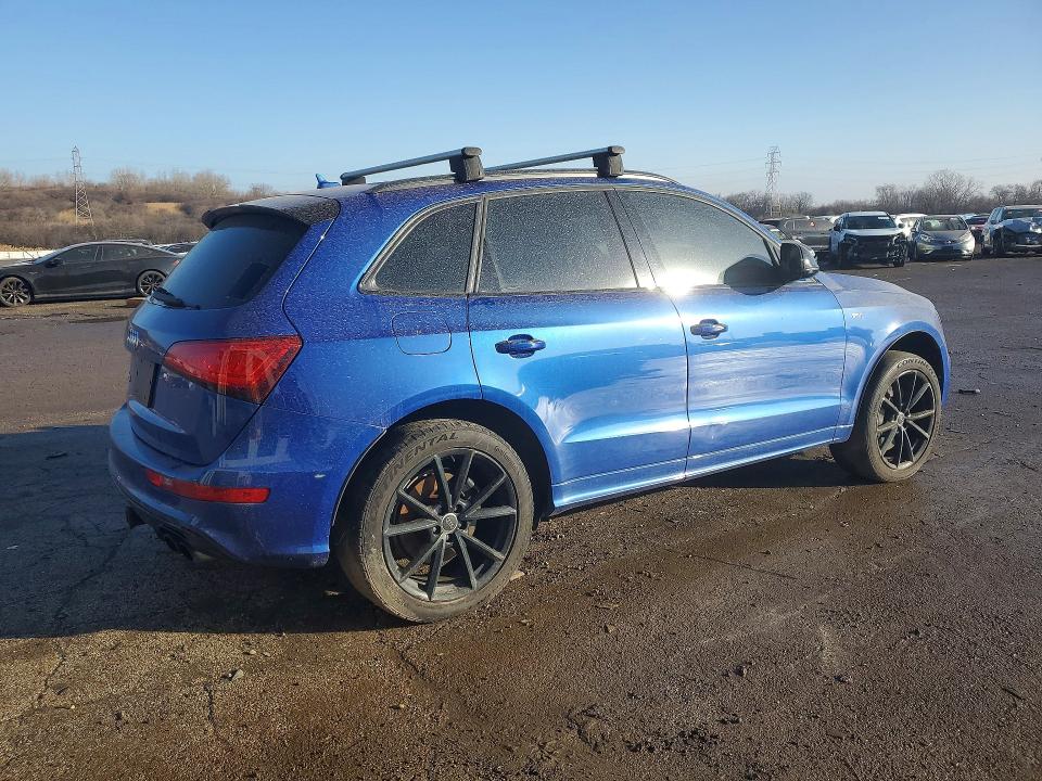 Photo 3 from auction – 2017 AUDI SQ5 PREMIU with VIN WA1CCAFP5HA039956
