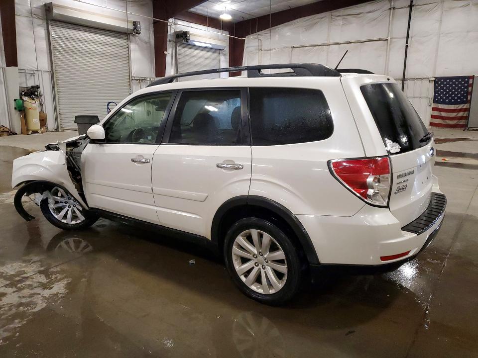 Photo 2 from auction – 2013 SUBARU FORESTER with VIN JF2SHADC9DH435023