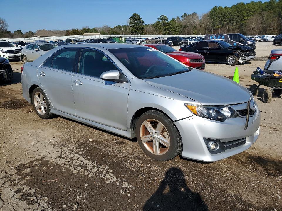 Photo 4 from auction – 2013 TOYOTA CAMRY with VIN 4T1BF1FK7DU295193