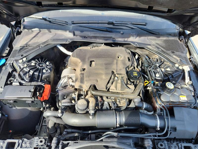Photo 11 from auction – 2018 JAGUAR XE with VIN SAJAD4FX4JCP41497