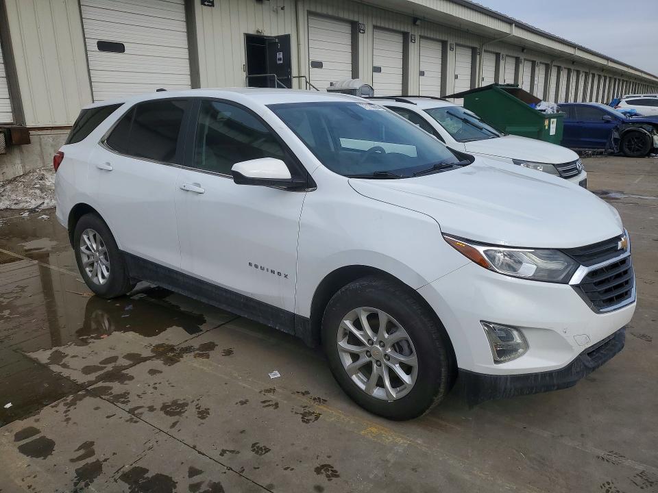 Photo 4 from auction – 2021 CHEVROLET EQUINOX with VIN 2GNAXKEV4M6141447