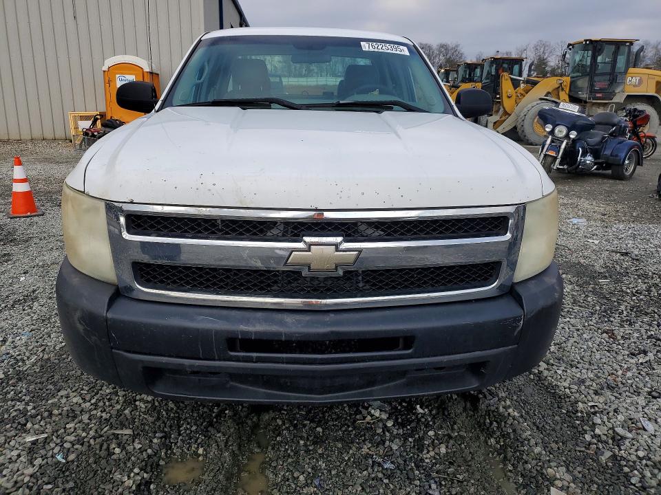 Photo 5 from auction – 2010 CHEVROLET SILVERADO with VIN 1GCSCPE03AZ180024