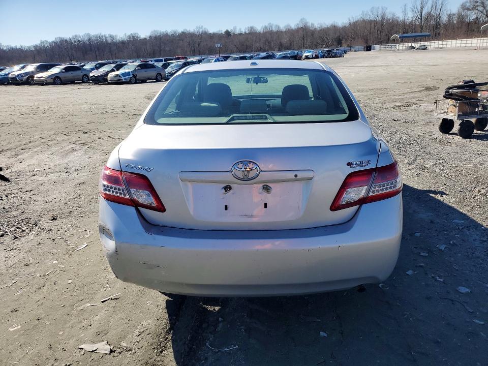 Photo 6 from auction – 2011 TOYOTA CAMRY with VIN 4T1BF3EK4BU148484