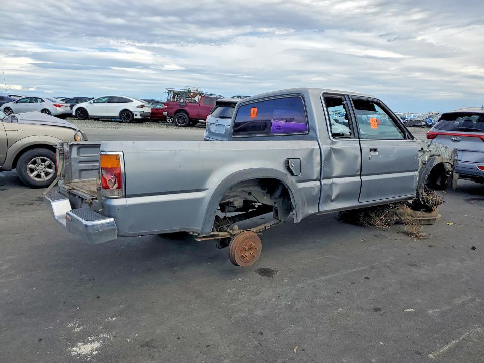 Photo 3 from auction – 1991 MAZDA B2600 with VIN JM2UF6143M0104746
