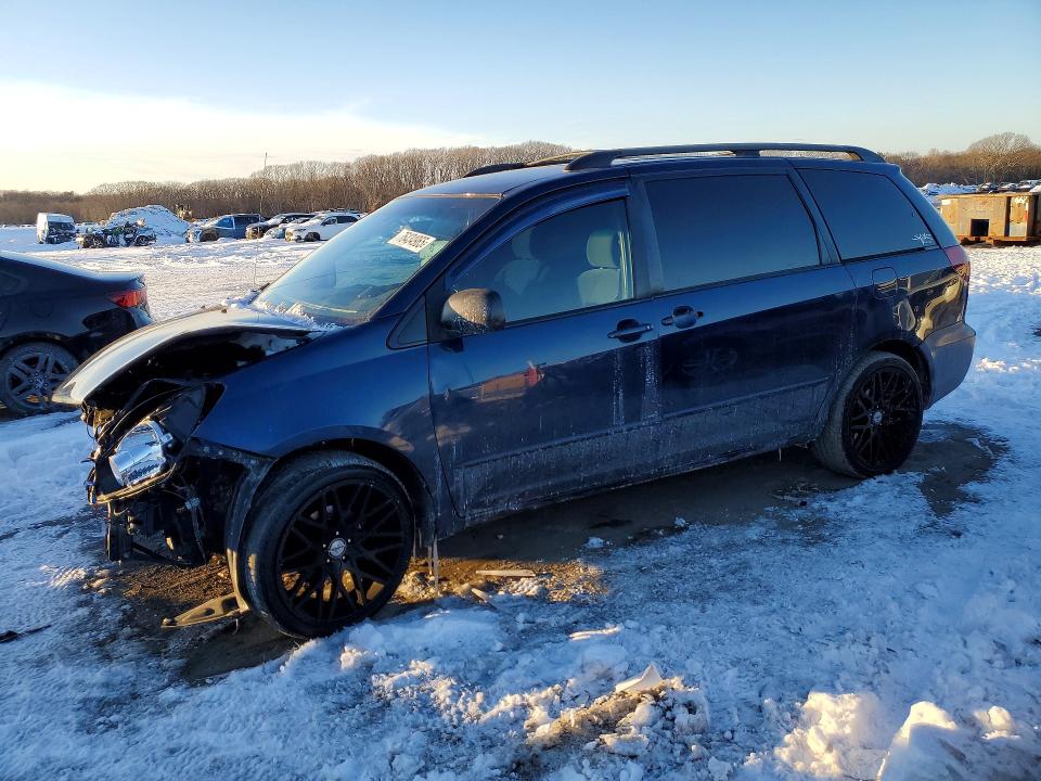 Photo 1 from auction – 2005 TOYOTA SIENNA with VIN 5TDZA23C35S244221
