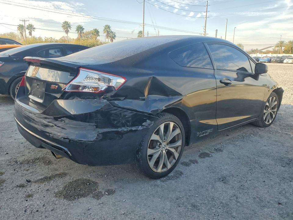 Photo 3 from auction – 2012 HONDA CIVIC SI with VIN 2HGFG4A56CH704700