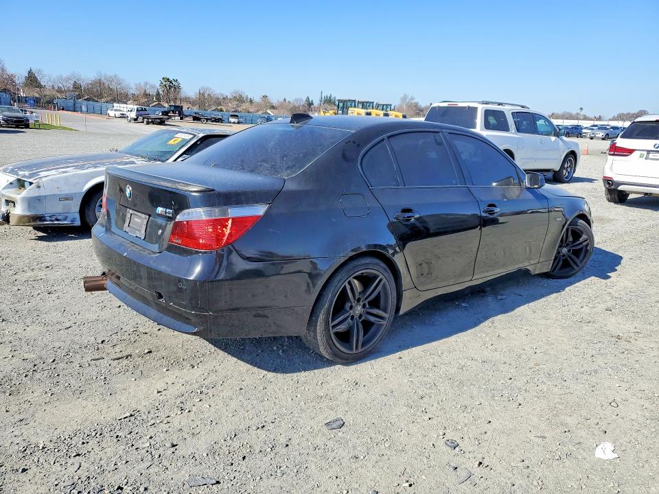 Photo 3 from auction – 2006 BMW 550 with VIN WBANB53586CN93163