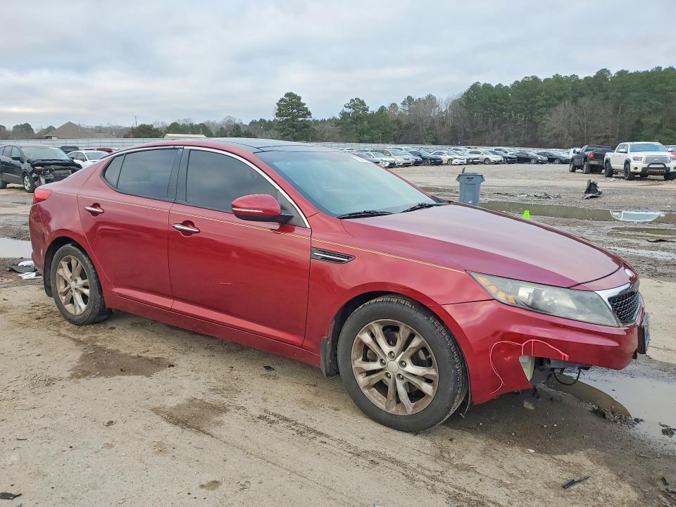 Photo 4 from auction – 2013 KIA OPTIMA EX with VIN 5XXGN4A79DG143066