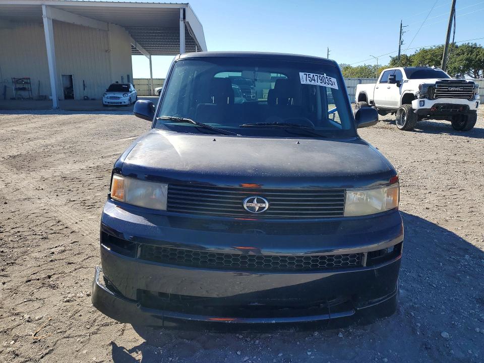 Photo 5 from auction – 2006 TOYOTA SCION XB with VIN JTLKT324064127628